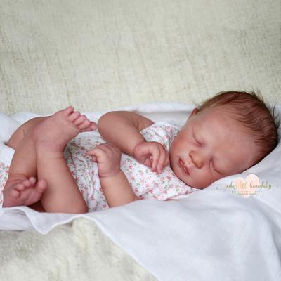 Alexa realborn top